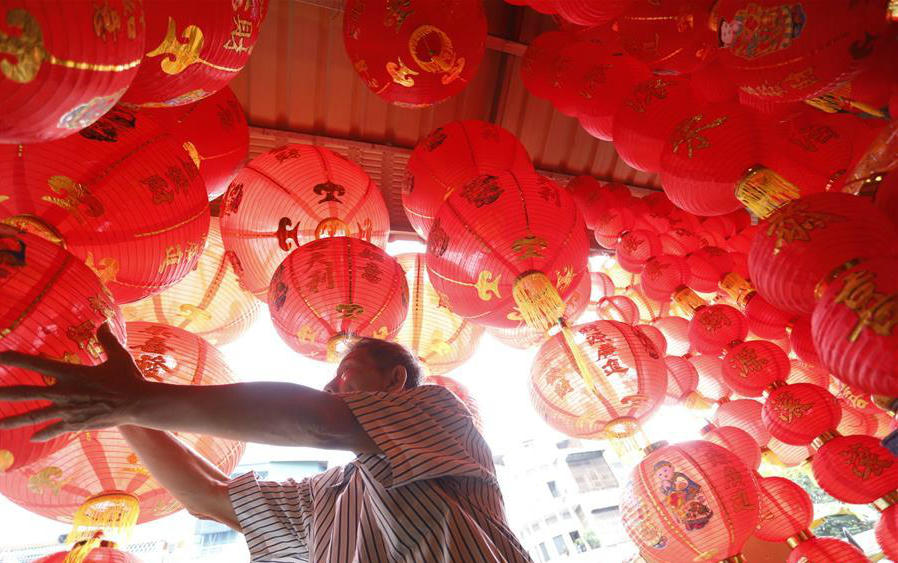 Không khí đón Tết âm lịch tại nhiều quốc gia trên thế giới